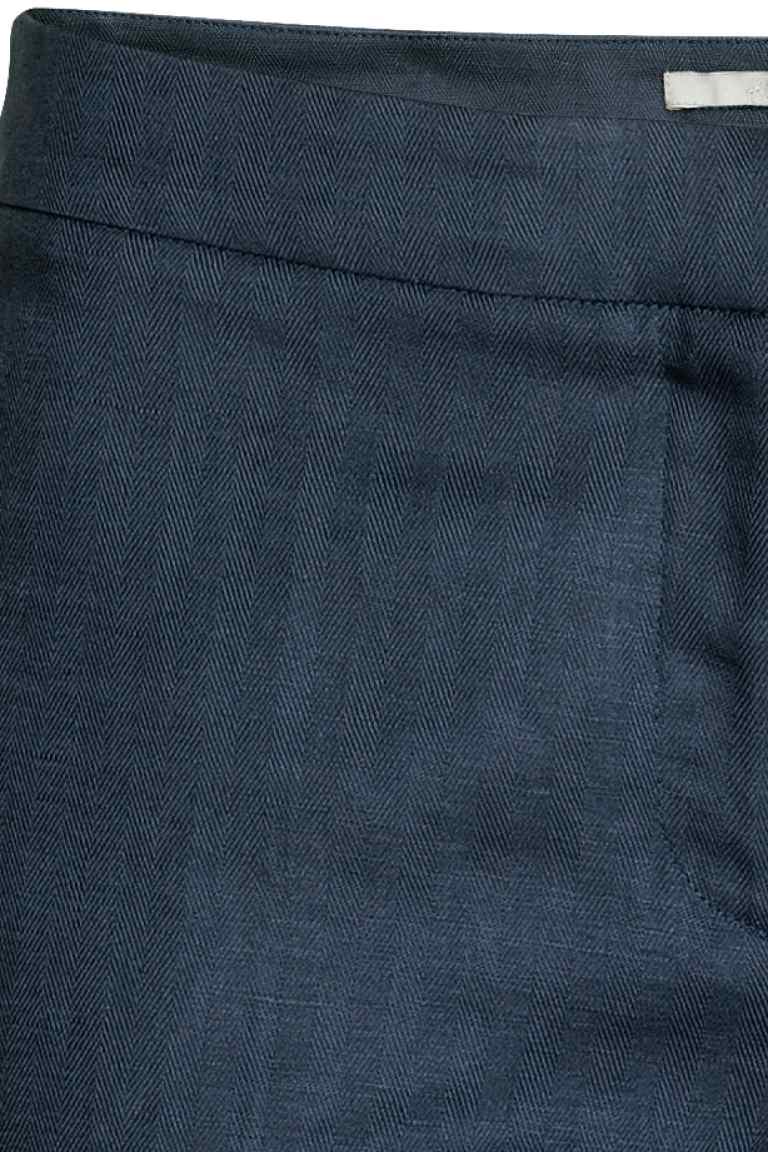 Trousers in a linen blend